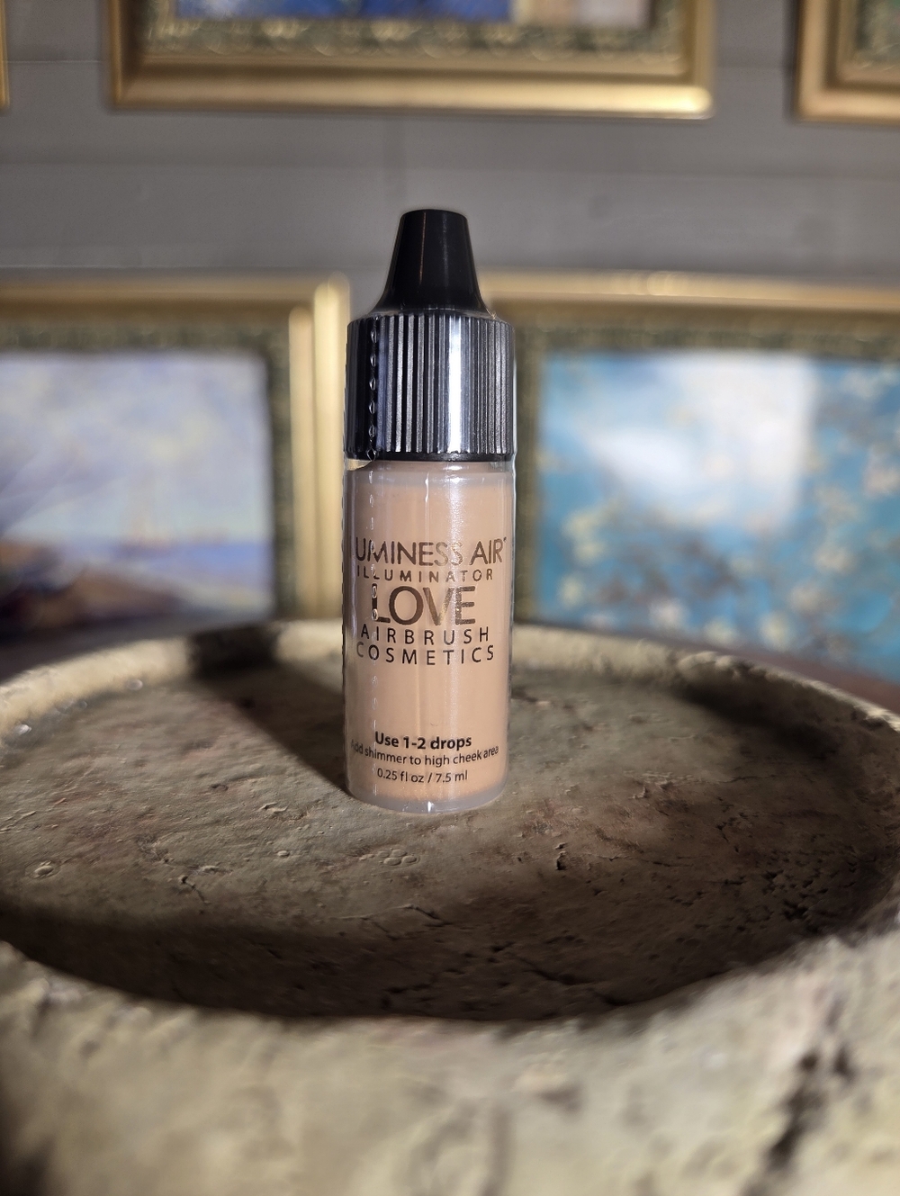 Airbrush Love Illuminator